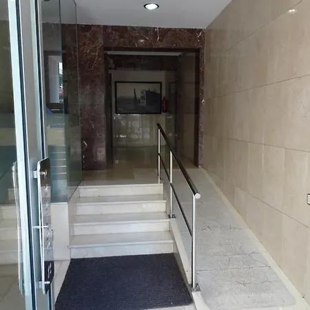 Apartamento Plaza Longoria Carbajal -situado En Centro